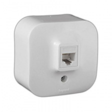 Розетка RJ45 кат.5е-UTP  белая Quteo Legrand